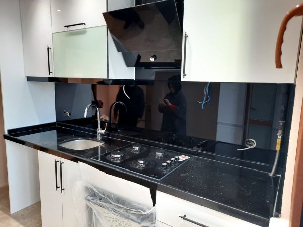 Tezgah Arası Cam Panel